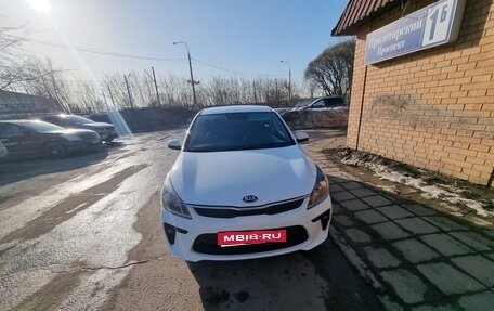 KIA Rio IV, 2017 год, 890 000 рублей, 1 фотография