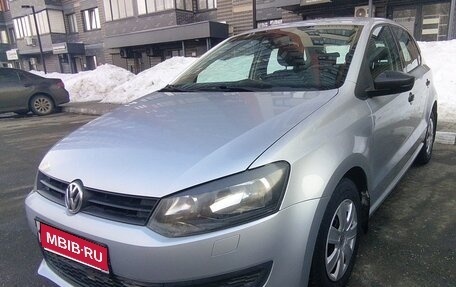 Volkswagen Polo VI (EU Market), 2011 год, 780 000 рублей, 1 фотография