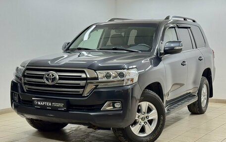 Toyota Land Cruiser 200, 2016 год, 4 999 000 рублей, 1 фотография