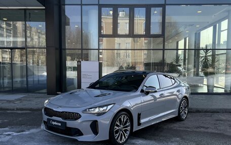 KIA Stinger I, 2017 год, 2 240 000 рублей, 1 фотография
