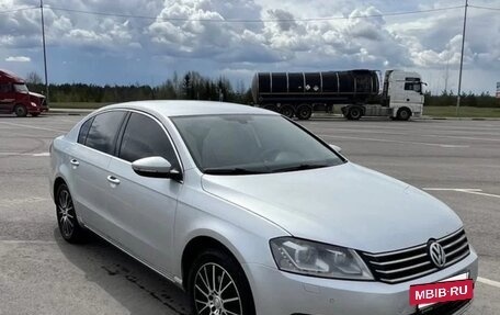 Volkswagen Passat B7, 2011 год, 850 000 рублей, 2 фотография