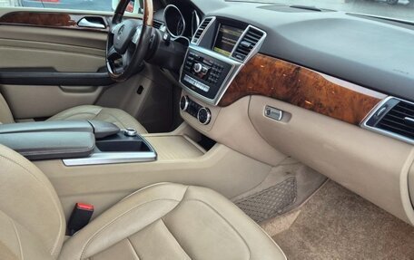 Mercedes-Benz M-Класс, 2012 год, 1 900 000 рублей, 6 фотография