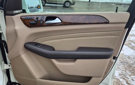 Mercedes-Benz M-Класс, 2012 год, 1 900 000 рублей, 8 фотография