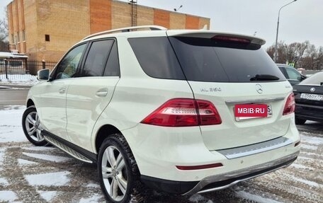 Mercedes-Benz M-Класс, 2012 год, 1 900 000 рублей, 4 фотография