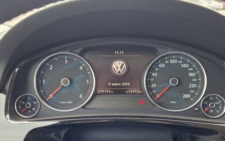 Volkswagen Touareg III, 2017 год, 3 300 000 рублей, 3 фотография