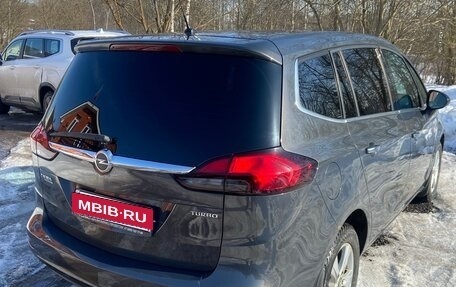 Opel Zafira C рестайлинг, 2013 год, 1 070 000 рублей, 5 фотография