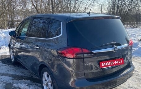 Opel Zafira C рестайлинг, 2013 год, 1 070 000 рублей, 6 фотография