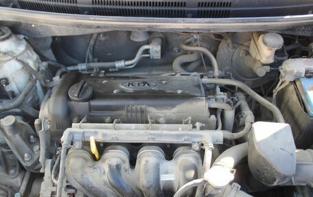 KIA Rio III рестайлинг, 2014 год, 849 000 рублей, 23 фотография