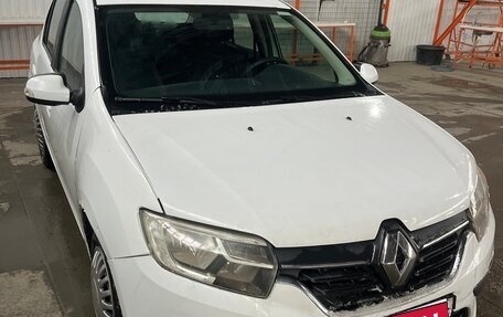Renault Logan II, 2021 год, 650 000 рублей, 3 фотография
