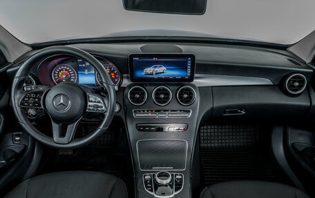 Mercedes-Benz C-Класс, 2018 год, 2 471 000 рублей, 10 фотография