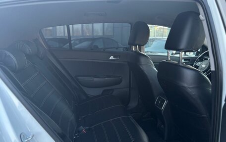 KIA Sportage IV рестайлинг, 2020 год, 2 440 000 рублей, 12 фотография