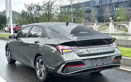 Hyundai Elantra, 2025 год, 1 756 000 рублей, 6 фотография