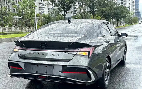 Hyundai Elantra, 2025 год, 1 756 000 рублей, 4 фотография