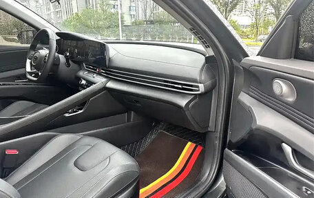 Hyundai Elantra, 2025 год, 1 756 000 рублей, 11 фотография