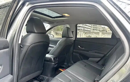 Hyundai Elantra, 2025 год, 1 756 000 рублей, 13 фотография