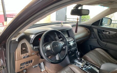Infiniti FX II, 2009 год, 1 630 000 рублей, 10 фотография