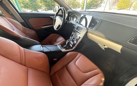 Volvo S60 III, 2015 год, 1 990 000 рублей, 6 фотография