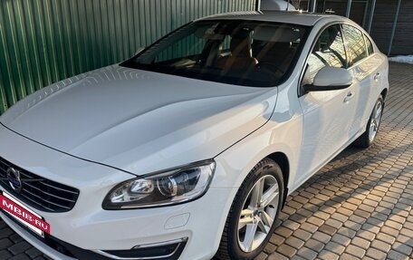 Volvo S60 III, 2015 год, 1 990 000 рублей, 2 фотография