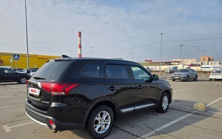 Mitsubishi Outlander III рестайлинг 3, 2018 год, 2 100 000 рублей, 5 фотография