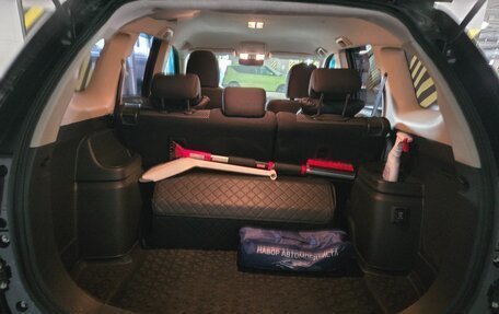 Mitsubishi Outlander III рестайлинг 3, 2018 год, 2 100 000 рублей, 14 фотография