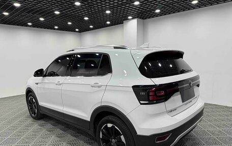 Volkswagen T-Cross I, 2021 год, 1 430 077 рублей, 6 фотография