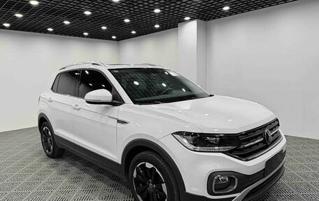 Volkswagen T-Cross I, 2021 год, 1 430 077 рублей, 3 фотография