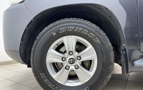 Toyota Land Cruiser 200, 2016 год, 4 999 000 рублей, 21 фотография