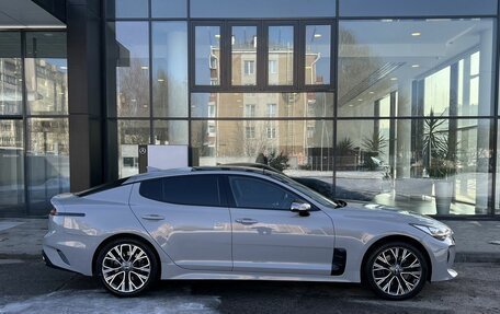 KIA Stinger I, 2017 год, 2 240 000 рублей, 4 фотография