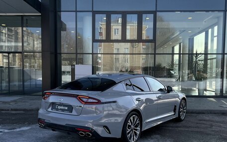 KIA Stinger I, 2017 год, 2 240 000 рублей, 5 фотография