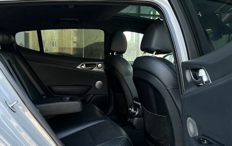 KIA Stinger I, 2017 год, 2 240 000 рублей, 32 фотография