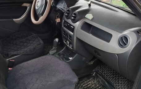 Renault Logan I, 2010 год, 170 000 рублей, 3 фотография