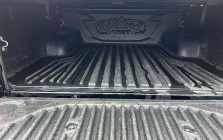 Toyota Hilux VIII, 2018 год, 2 600 000 рублей, 26 фотография