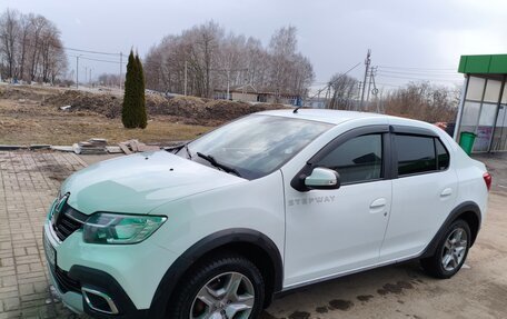 Renault Logan II, 2019 год, 905 000 рублей, 3 фотография