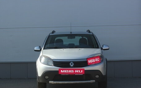 Renault Sandero I, 2013 год, 637 000 рублей, 3 фотография