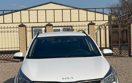 KIA Rio IV, 2021 год, 1 750 000 рублей, 1 фотография