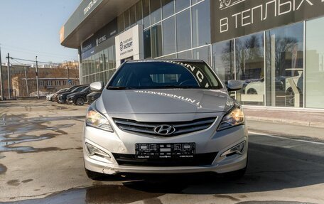 Hyundai Solaris II рестайлинг, 2015 год, 1 100 000 рублей, 2 фотография