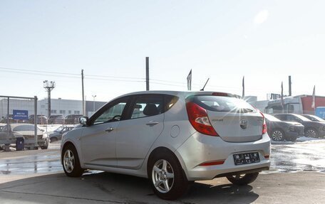 Hyundai Solaris II рестайлинг, 2015 год, 1 100 000 рублей, 7 фотография