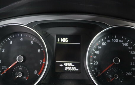 Volkswagen Jetta VI, 2017 год, 1 199 990 рублей, 17 фотография