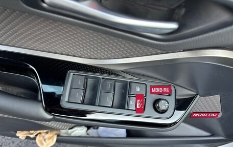 Toyota C-HR I рестайлинг, 2022 год, 2 850 000 рублей, 5 фотография