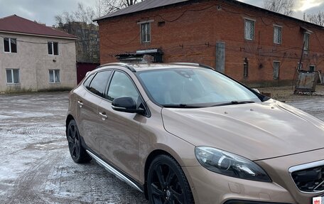 Volvo V40 II рестайлинг, 2013 год, 1 350 000 рублей, 2 фотография
