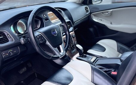 Volvo V40 II рестайлинг, 2013 год, 1 350 000 рублей, 17 фотография