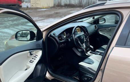 Volvo V40 II рестайлинг, 2013 год, 1 350 000 рублей, 14 фотография