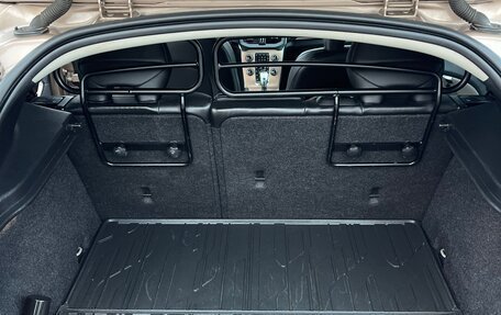 Volvo V40 II рестайлинг, 2013 год, 1 350 000 рублей, 22 фотография