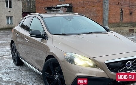 Volvo V40 II рестайлинг, 2013 год, 1 350 000 рублей, 15 фотография