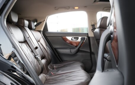 Infiniti QX70, 2016 год, 2 190 000 рублей, 15 фотография