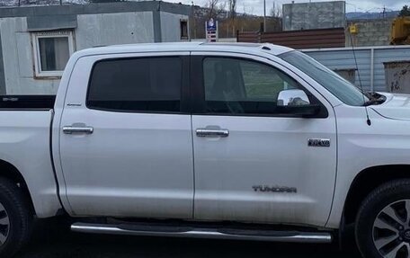 Toyota Tundra II, 2018 год, 2 800 000 рублей, 6 фотография