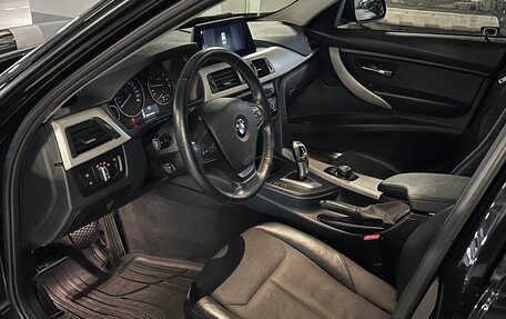 BMW 3 серия, 2016 год, 1 950 000 рублей, 6 фотография