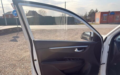 KIA Rio IV, 2021 год, 1 750 000 рублей, 11 фотография