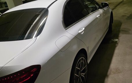 Mercedes-Benz E-Класс, 2021 год, 6 000 000 рублей, 3 фотография