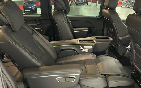 Mercedes-Benz V-Класс, 2021 год, 10 000 000 рублей, 13 фотография